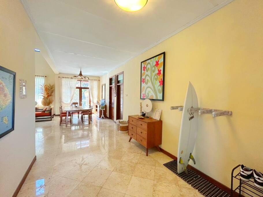 Kuta 5br Private Pool ,near Airport,